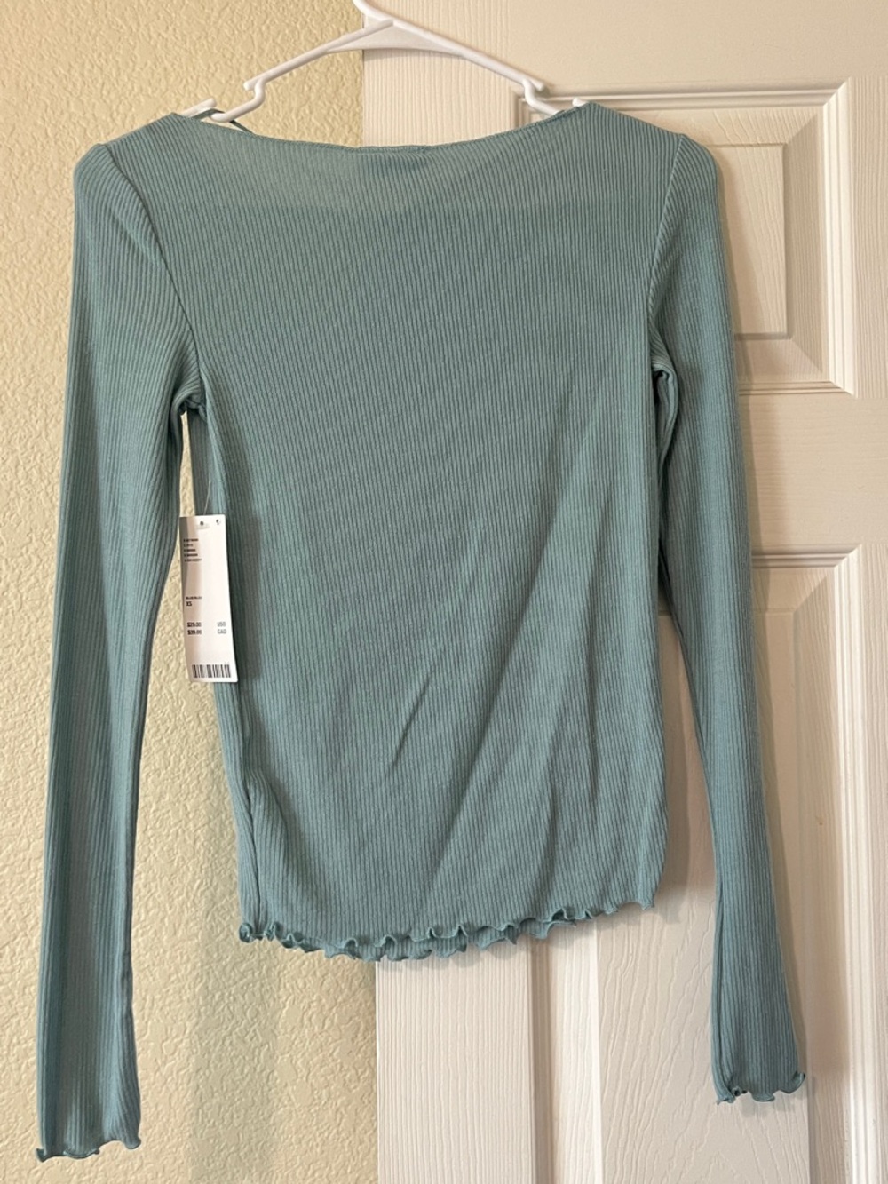 Long-Sleeve Ribbed Boatneck Top - Picture 4 of 6